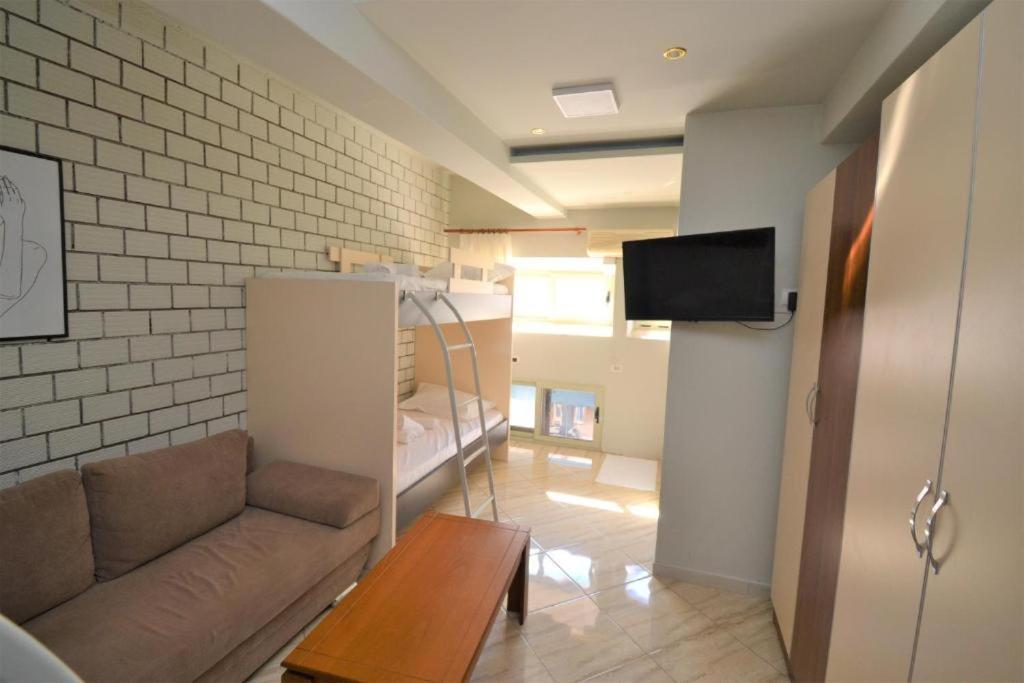 Central Condos Sarande Exterior photo